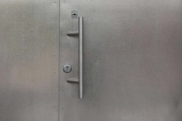 Futuristisch Metalen Zware Deurkruk Zilver Grijs Deuroppervlak Betrouwbare Veiligheid Voor — Stockfoto