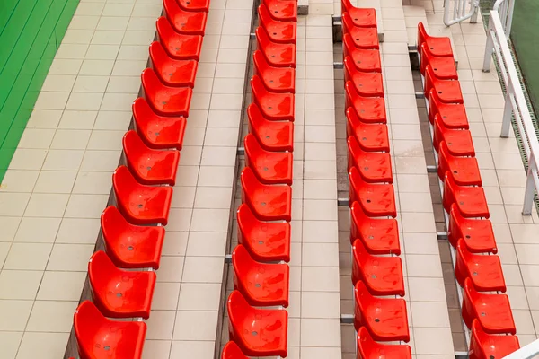 Fileiras Verticais Assentos Espectador Laranja Brilhante Estádio — Fotografia de Stock