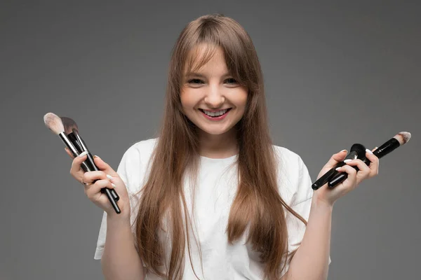 Young Beautiful Girl Make Artist — Stock Photo, Image