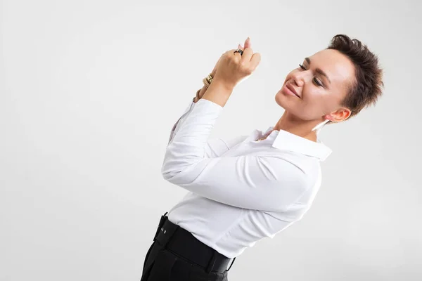 Mooie Emotionele Jonge Zakenvrouw Poseren Studio Formele Kleding — Stockfoto