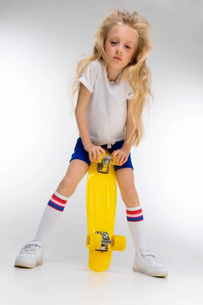 Cool Little Girl Posing Skate — Stock Photo, Image