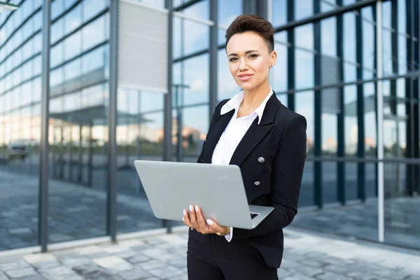 Outdoor Portrait Young Beautiful Business Woman Phone Laptop — Stock Photo, Image