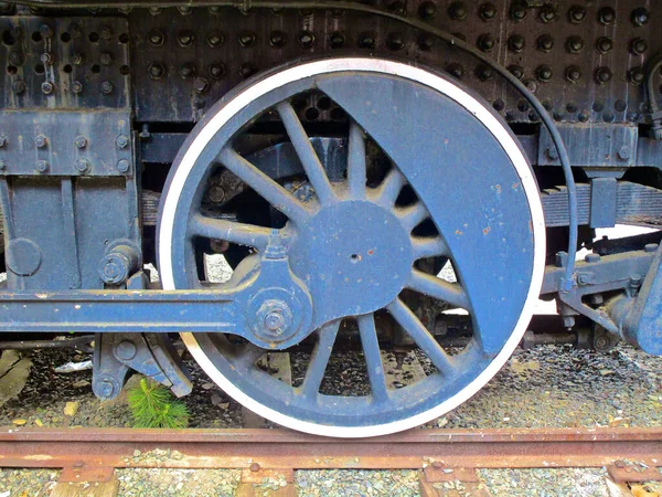 Roue Une Locomotive Bleu Avec Garniture Blanc Vif — Photo