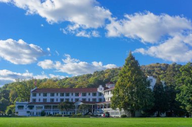 Shawnee, Delaware, PA: Pocono Dağları 'ndaki Delaware Nehri üzerinde yer alan Shawnee Inn (1911), şampiyonluk golf sahası ile ünlüdür..