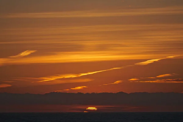 Sunset Gulf Alaska Viewed Cruise Ship Sailing West Hoonah Anchorage — Stock Photo, Image