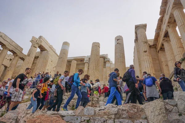 Athènes Grèce Les Touristes Foule Les Marches Entrée Acropole Athènes — Photo