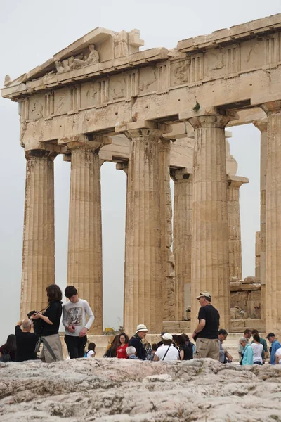 Athènes Grèce Les Touristes Visitent Parthénon Acropole Athènes Sous Ciel — Photo