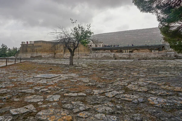 Cnossos Creta Grécia Turistas Exploram Ruínas Palácio Cnossos Sítio Arqueológico — Fotografia de Stock