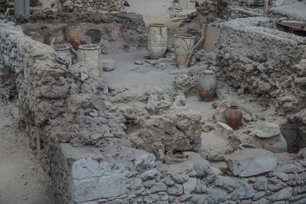 Akrotiri Santorini Grécia Urnas Antigas Encontradas Sítio Arqueológico Assentamento Idade — Fotografia de Stock
