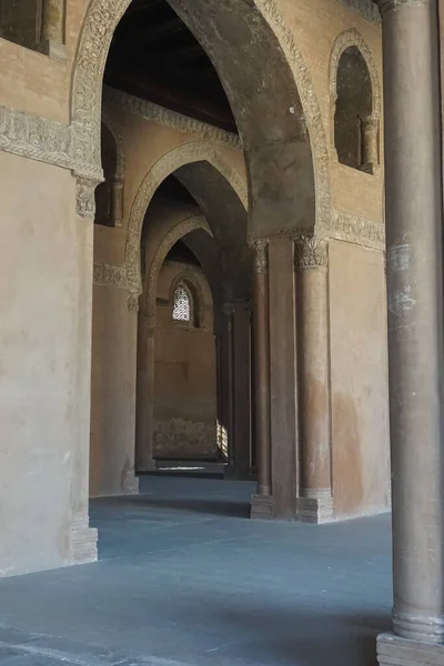 Kairó Egyiptom Ibn Tulun Mecset Boltozatai 879 Legidősebb Kairóban Amely — Stock Fotó