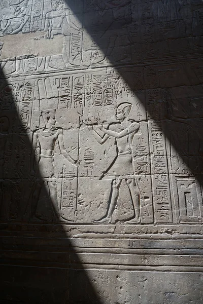 Luxor Ägypten Schnitzereien Und Hieroglyphen Auf Einer Mauer Luxor Tempel — Stockfoto