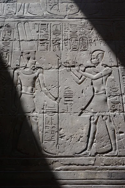 Луксор Египет Резьба Иероглифы Стене Храме Луксора Построенном 1400 Году — стоковое фото