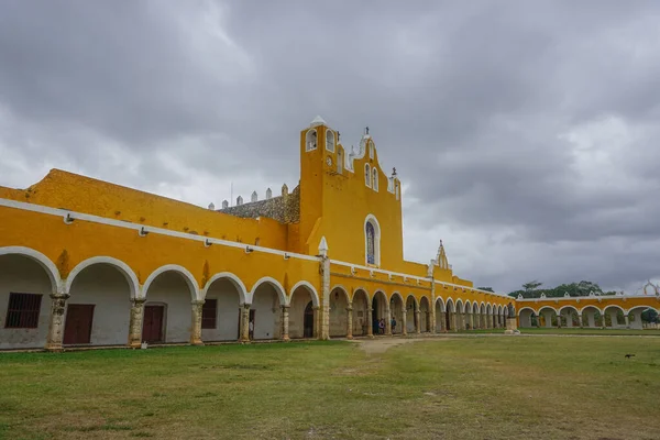 Izamal Yucatan México Mosteiro Franciscano Convento San Antonio Pádua Construído — Fotografia de Stock