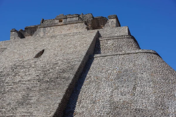 Uxmal Mexiko Närbild Maya Pyramiden Trollkarlen Även Känd Som Pyramiden — Stockfoto