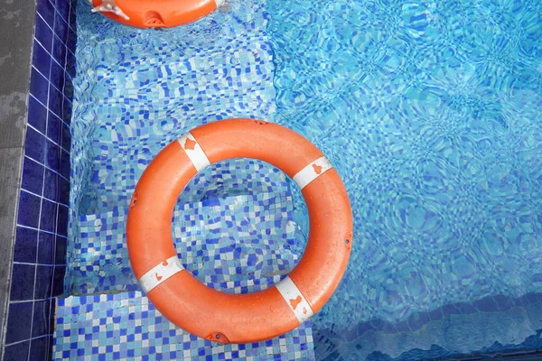 Safety Equipment Life Buoys Rescue Red Buoys Pool Help People — Stock Photo, Image