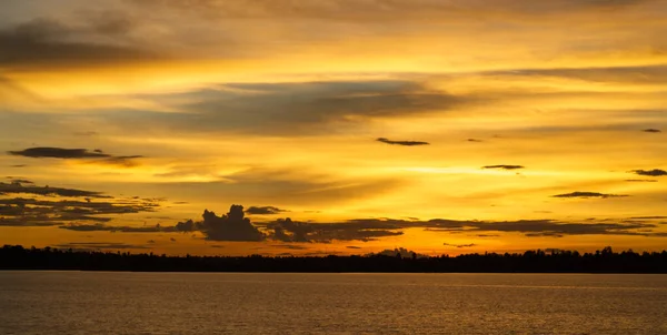 Shores Lake Orange Sky Sun Setting Dusk — Stock Photo, Image