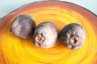 Hindistan cevizi eskidi..