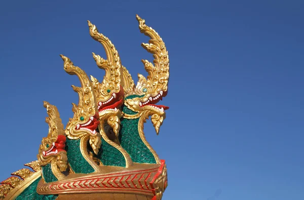 Cabezas Naka Naga Serpiente Templo Buddhist Tailandia — Foto de Stock