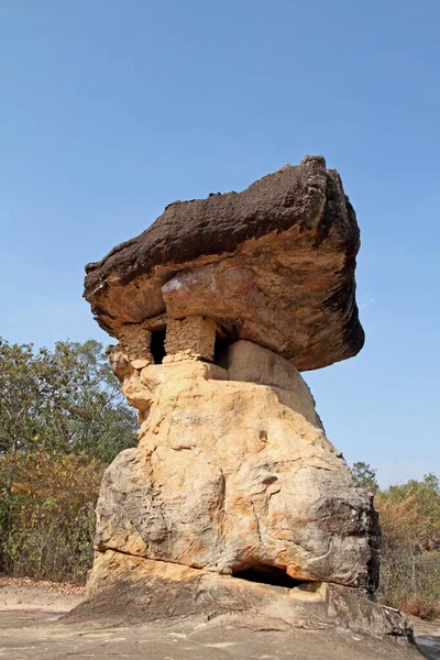 Pedra Cogumelo Céu Azul Parque Pedra Phu Phra Bat National — Fotografia de Stock