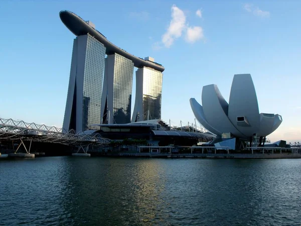 Singapore March 2016 View Three Towers Structure Forms Terrace Marina — Stock Photo, Image