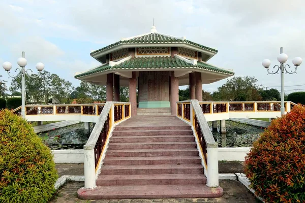 越南海安 2020年2月29日 位于海安烈士公墓花园的纪念性墓碑景观 悼念在越南战争中死亡的广南烈士 — 图库照片
