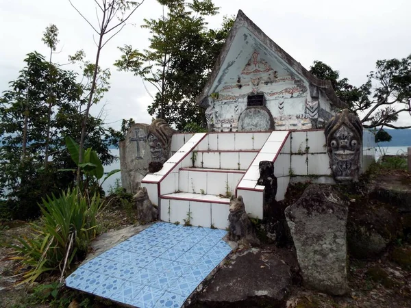 Pulau Samosir Tobasee Sumatra Indonesien Januar 2018 Mausoleum Auf Einem — Stockfoto