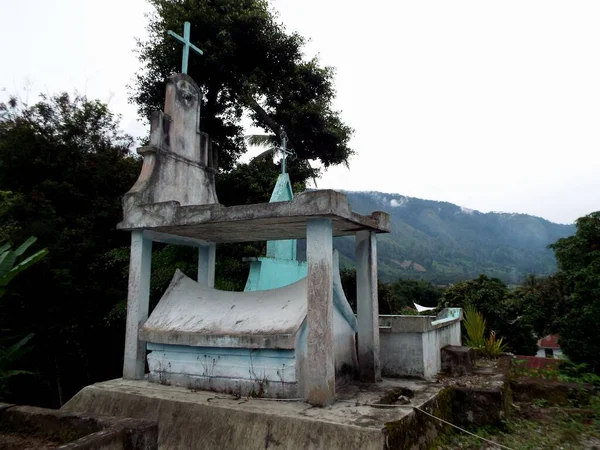 Pulau Samosir Lake Toba Sumatra Ινδονησία Ιανουαρίου 2018 Καθολικοί Τάφοι — Φωτογραφία Αρχείου