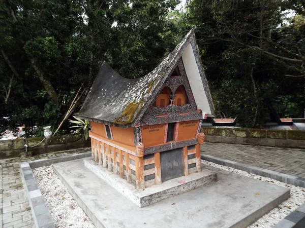 Pulau Samosir Lake Toba Sumatra Indonesia January 2018 House Shaped — Stock Photo, Image