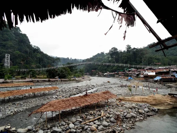 Hutten Het Midden Van Bahorok Rivier Bukit Lawang Provincie Noord — Stockfoto