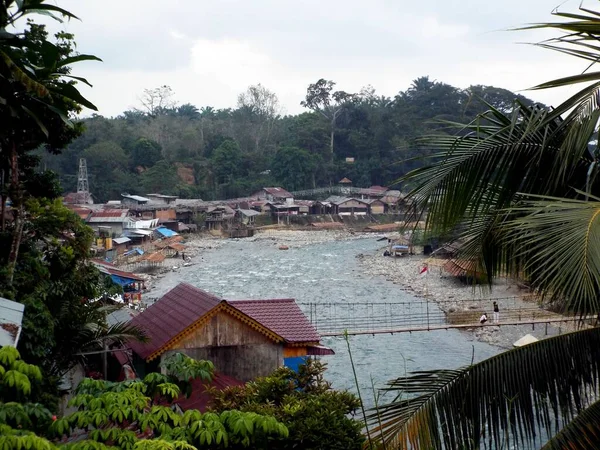 Río Bahorok Pasar Por Bukit Lawang Provincia Sumatra Del Norte — Foto de Stock