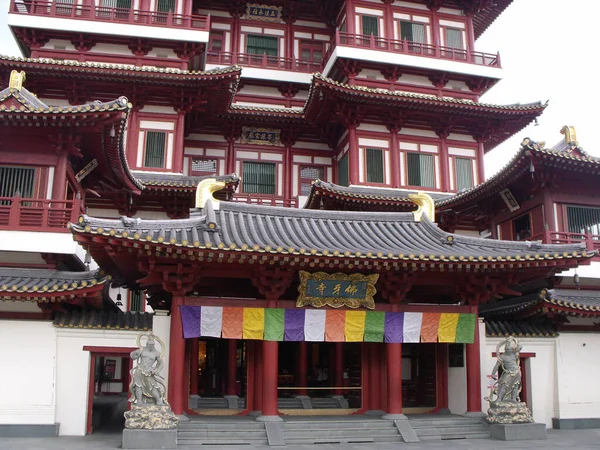 Singapur Marzo 2016 Una Las Puertas Entrada Del Templo Buddha — Foto de Stock