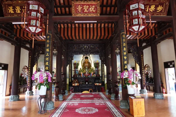 Hoi Vietnam Februar 2020 Haupthalle Mit Einem Buddha Bild Einem — Stockfoto