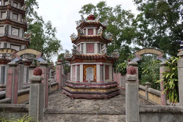 Hoi Vietnam März 2020 Vierstöckige Pagode Garten Eines Tempels Hoi — Stockfoto