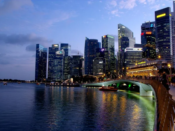 Singapur Mart 2016 Marina Körfezi Ndeki Büyük Binalar Merlion Singapur — Stok fotoğraf