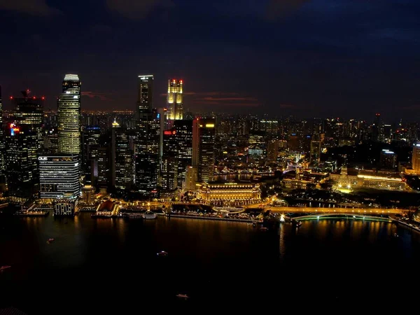 Singapur Marzo 2016 Vista Nocturna Marina Bay Con Horizonte Ciudad — Foto de Stock