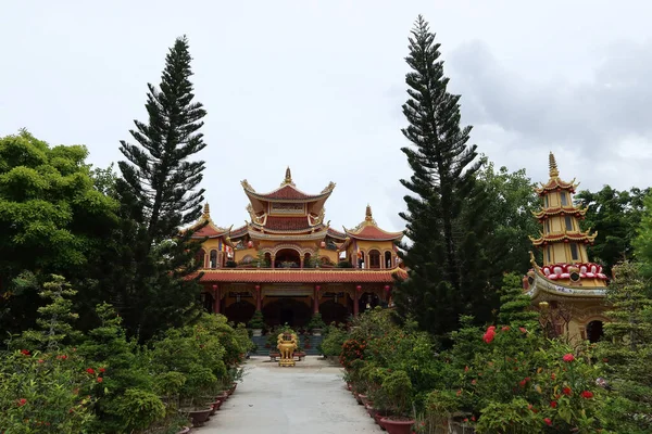 Hoi Vietnam Eylül 2020 Tinh Ngoc Kamerası Tapınağı Bahçesinden Görüntü — Stok fotoğraf