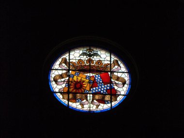Madrid, İspanya, 17 Ağustos 2015: La Latina mahallesindeki Virgen de la Paloma Kilisesi 'nin penceresi. Madrid