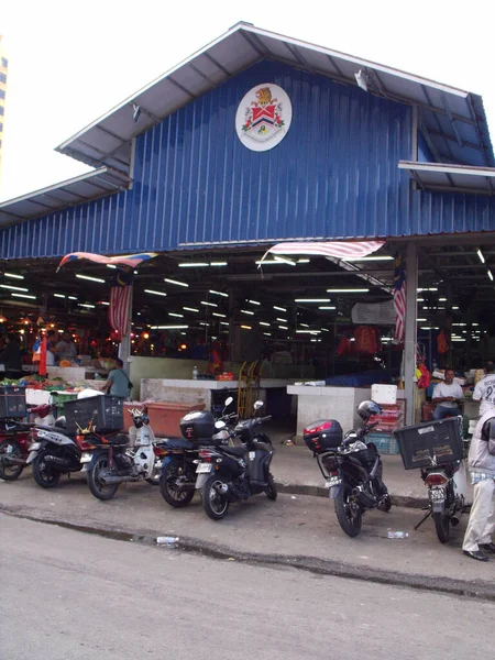Kuala Lumpur Malasia Febrero 2016 Motocicletas Estacionadas Entrada Del Mercado —  Fotos de Stock
