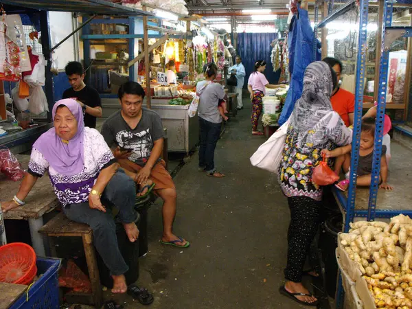 Kuala Lumpur Maleisië Februari 2016 Mensen Bij Chow Kit Market — Stockfoto