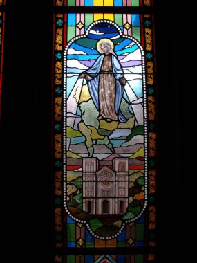 Bangkok, Tayland, 23 Eylül 2015: The Virgin Mary over the Cathedral of the Assumption in the Cathedral in the Mobile in the Cathedral in Bangkok