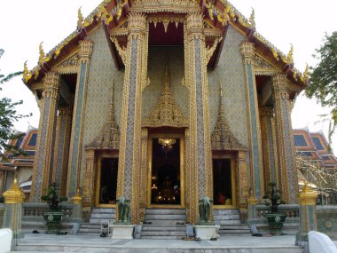 Bangkok, Tayland, 11 Ocak 2016: Bangkok 'taki Wat Ratchabophit tapınağının ana girişi