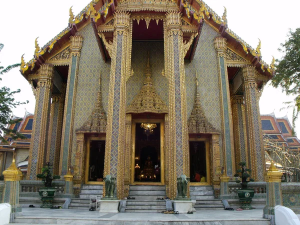 Μπανγκόκ Ταϊλάνδη Ιανουαρίου 2016 Κεντρική Είσοδος Του Ναού Wat Ratchabophit — Φωτογραφία Αρχείου
