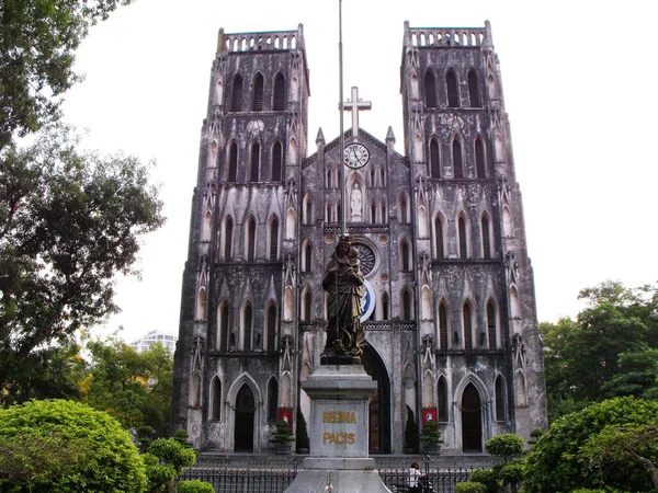Hanoi Vietnam Juni 2016 Patung Maria Ibu Yesus Depan Katedral — Stok Foto