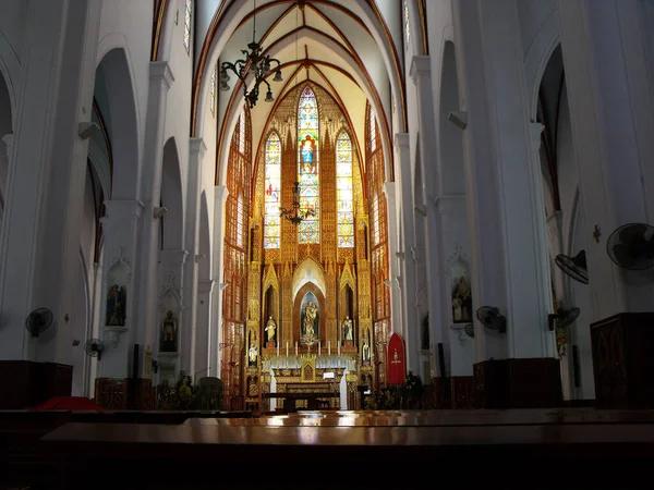 Hanói Vietnã Junho 2016 Altar Mor Dos Bancos Catedral São — Fotografia de Stock