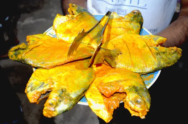 Frutos Mar Frescos Tradicionais Peixes Fotografados Mercado Peixe — Fotografia de Stock