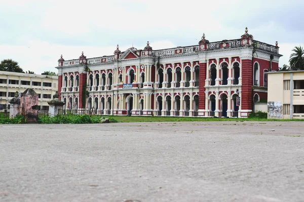 Güzel eski saray, fotoğraf 28 Eylül 2020 'de Narayanganj, Rupgonj' dan çekildi..