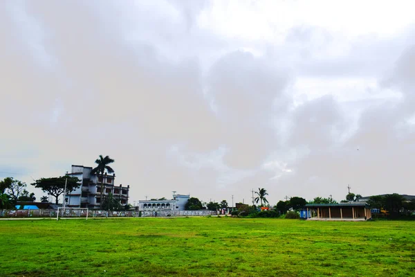 구름을 들판과 Agricultural Landscape Wide Photo — 스톡 사진