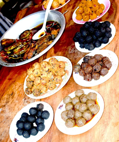 Tradizionale Colorato Delizioso Cibo Nel Ristorante Lato Strada — Foto Stock