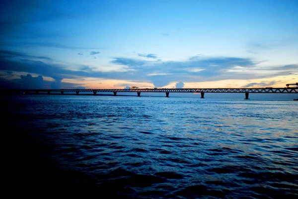 照片摄于2020年10月18日 摄于Maoa市Padma River的Padma Bridge — 图库照片