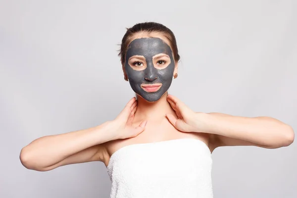 Woman Face Mask Portrait Beautiful Girl Removing Cosmetic Black Peeling — Stock Photo, Image